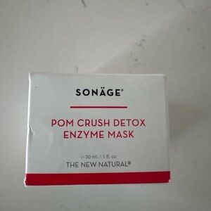 Sonäge Pom Crush Detox Enzyme Mask - Vibrant Red